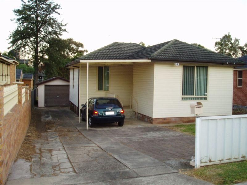 13 Rees Street, Mays Hill NSW 2145, Image 0