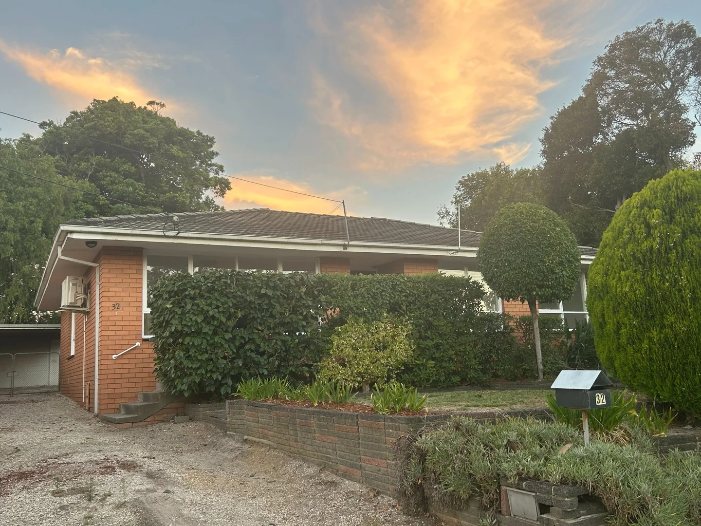 32 Hillcrest Rd, Frankston VIC 3199