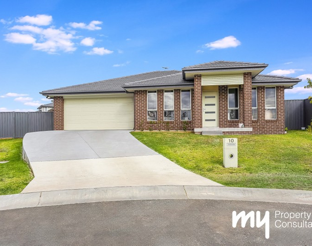 10 Tarini Place, Tahmoor NSW 2573