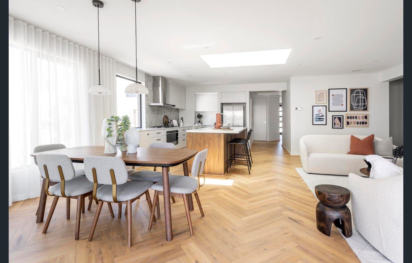 14 Playwright Street Clyde North VIC 3978 Domain