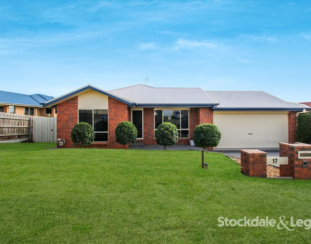 17 Norview Drive, Leongatha VIC 3953