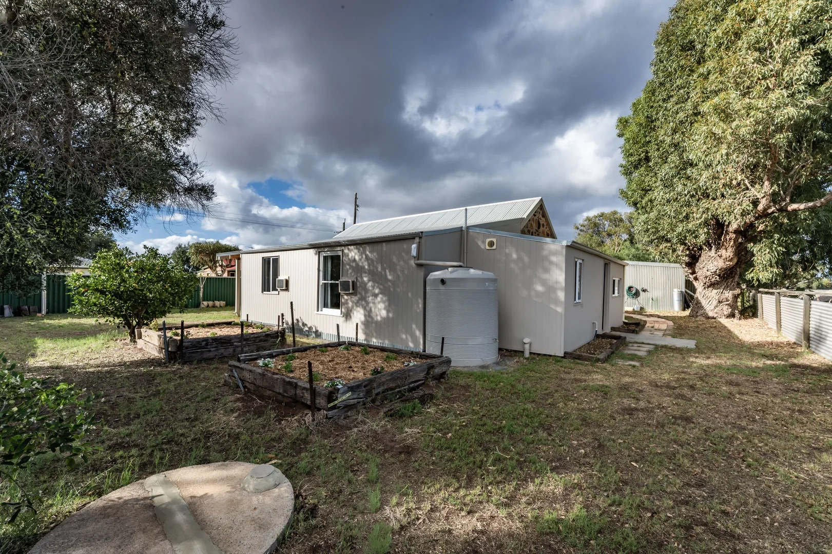 Image 25
