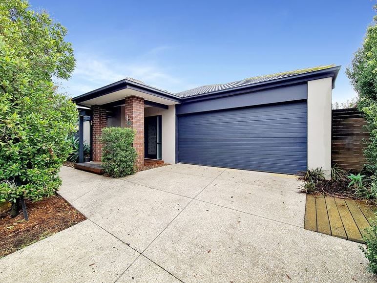 4 bedrooms House in 27 Citybay Road POINT COOK VIC, 3030