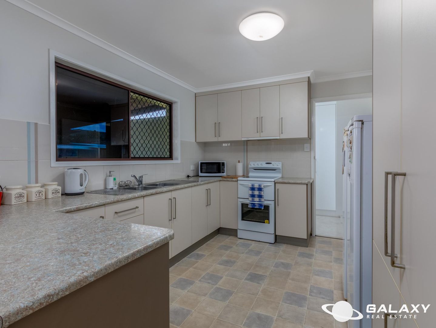 25 Baldwin Crescent, Avoca QLD 4670, Image 2