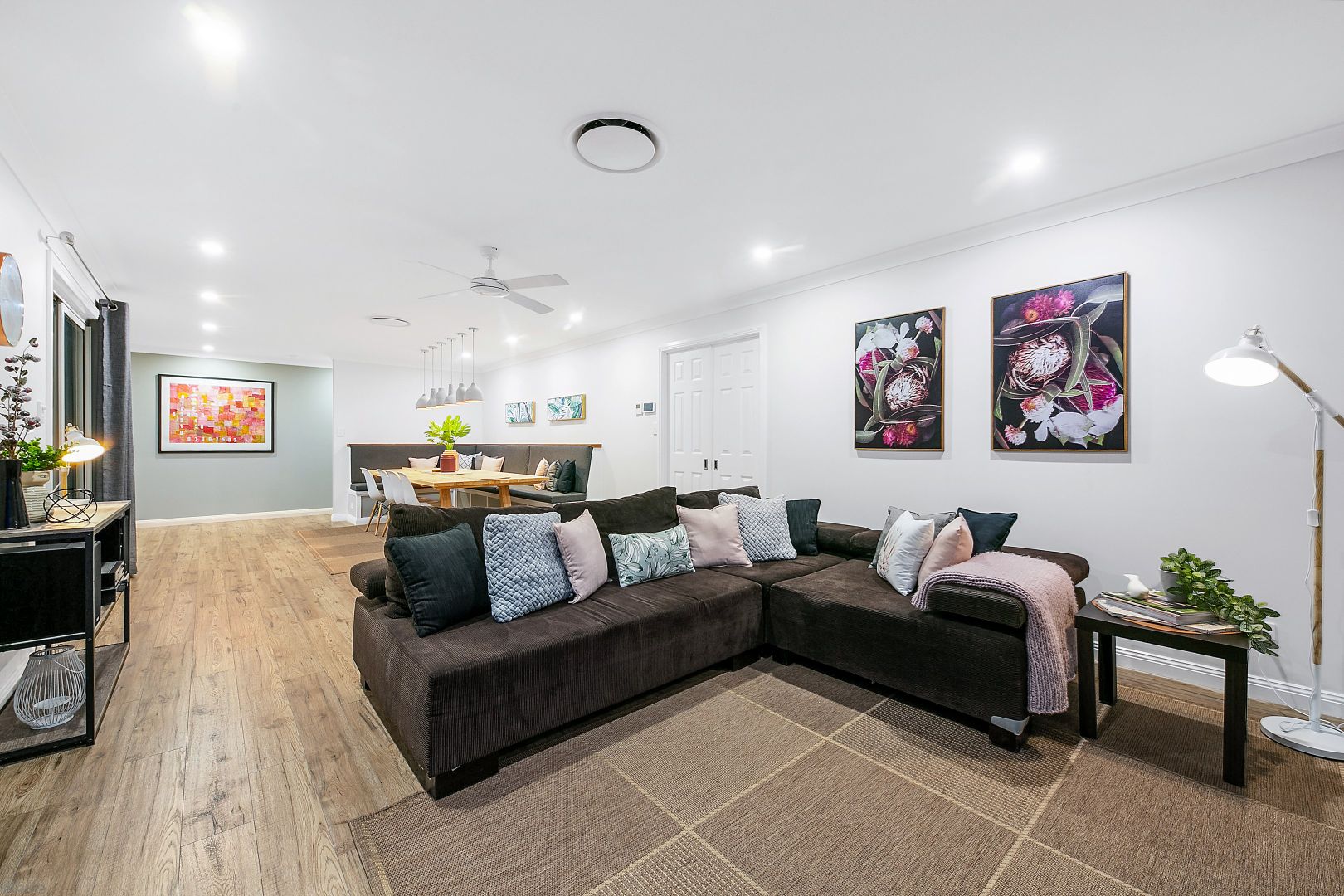 11 Wollundry Place, The Gap QLD 4061, Image 2