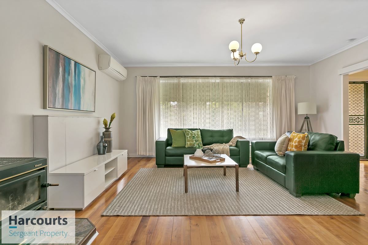 31 Knightsbridge Avenue, Valley View SA 5093, Image 2