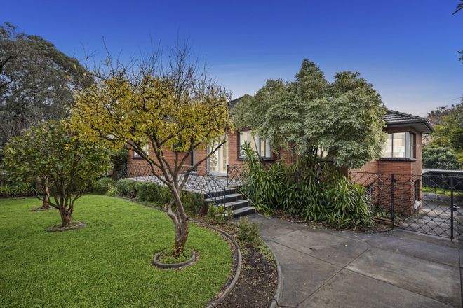 Picture of 25 Essex Road, MOUNT WAVERLEY VIC 3149