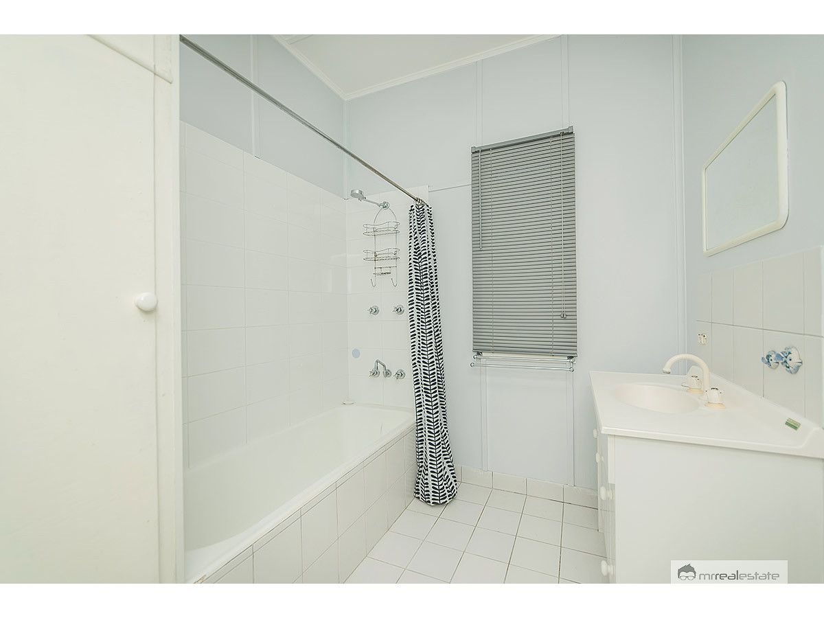 247 Moore Street, Berserker QLD 4701, Image 2