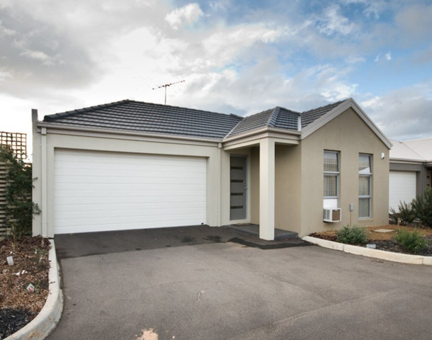 9/2-10 Creekwood Drive, Craigieburn VIC 3064