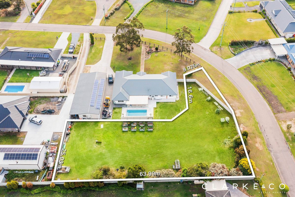 2/56 Forbes Crescent, Heddon Greta NSW 2321 Domain