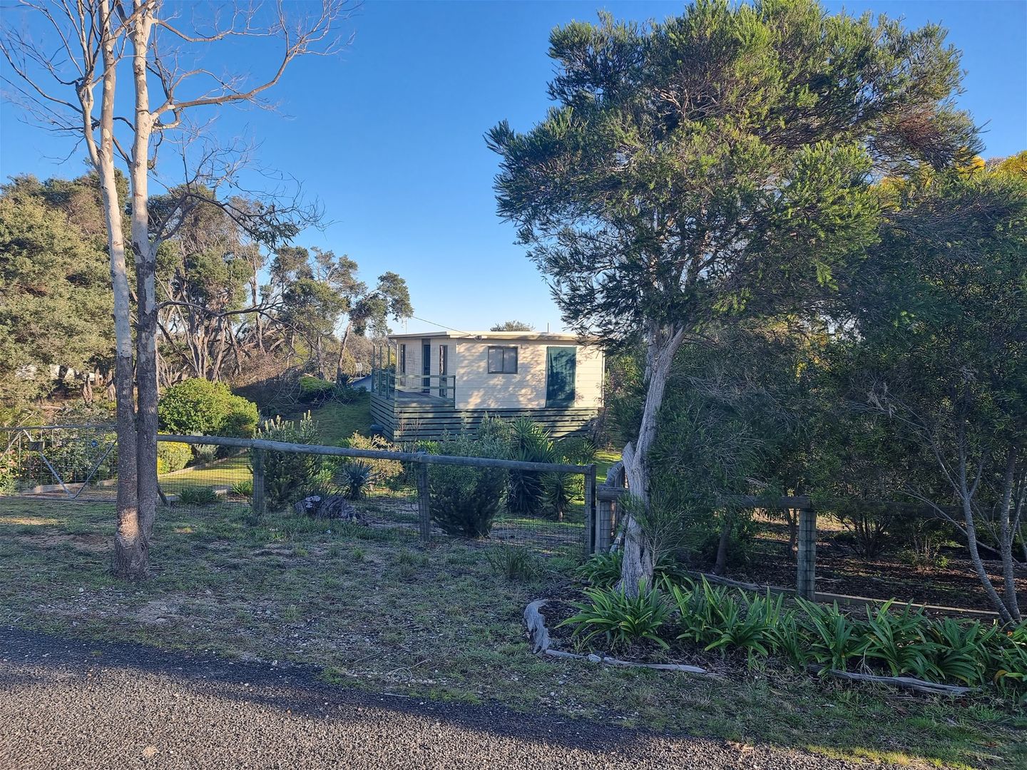 28 Pacific Court, Golden Beach VIC 3851, Image 1