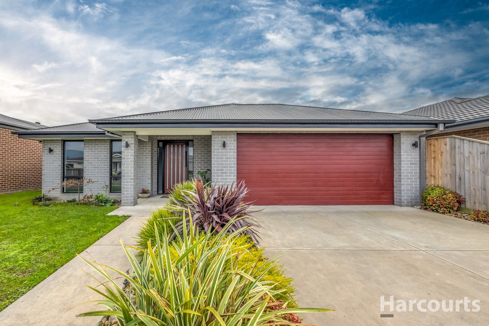 64 Discovery Boulevard, Moe VIC 3825, Image 0