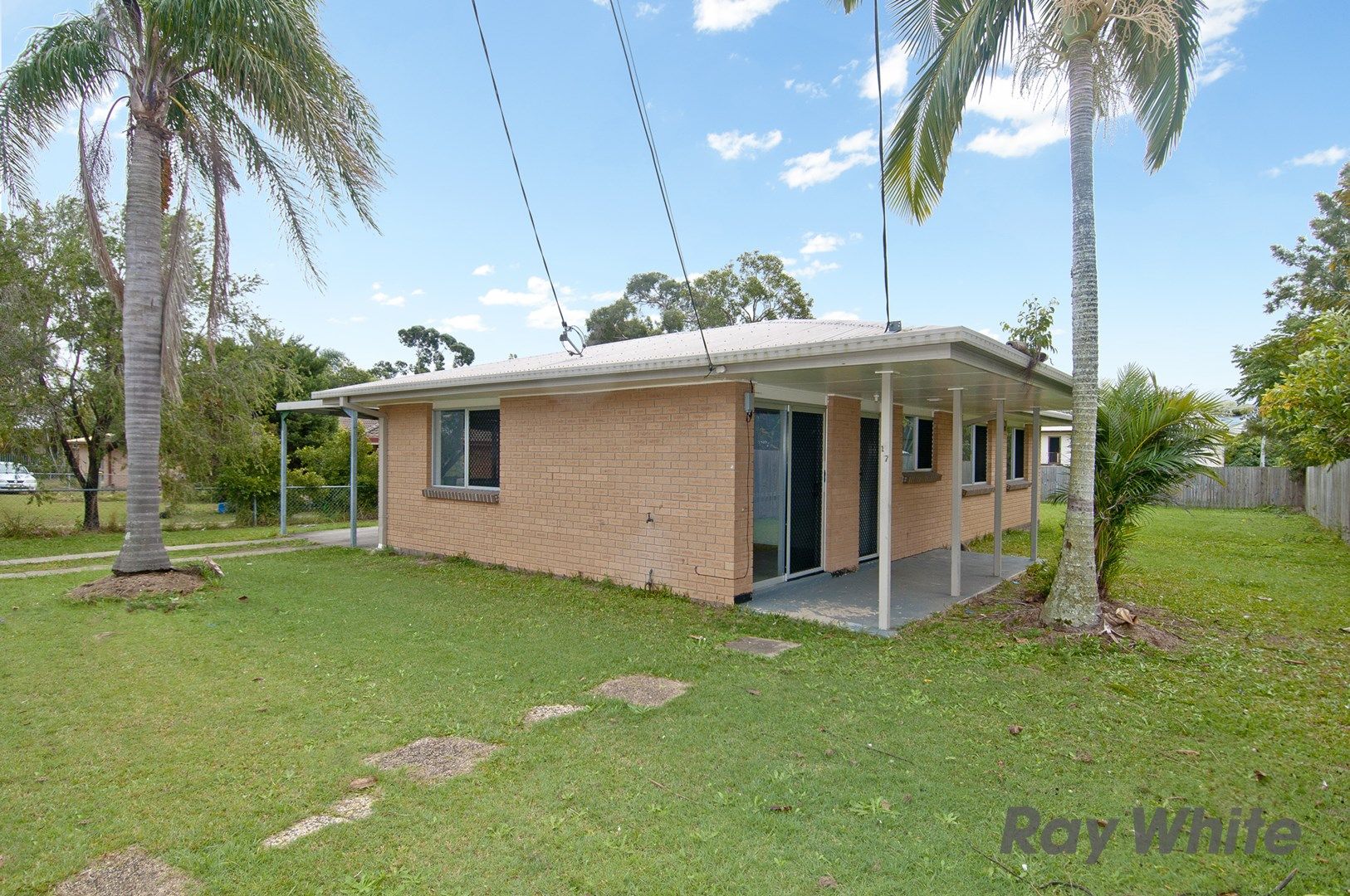 3 bedrooms House in 17 Wunburra Street WATERFORD WEST QLD, 4133
