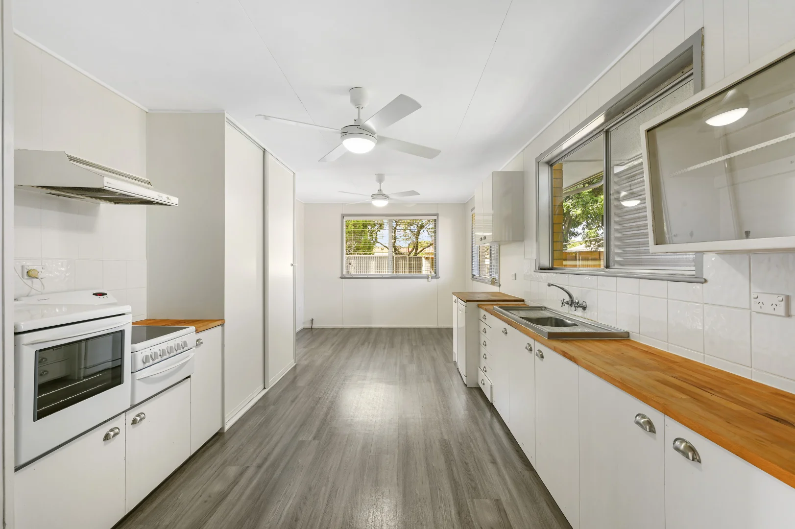 Additional image 3 of 5 Barden Court, Harristown QLD 4350