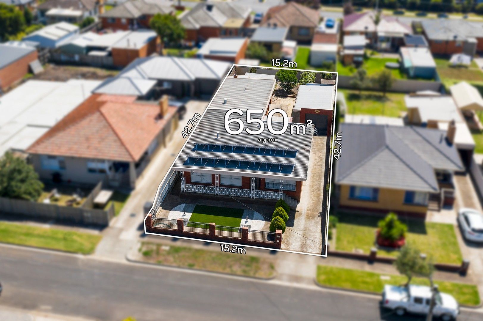 4 bedrooms House in 40 Curtin Street BELL PARK VIC, 3215