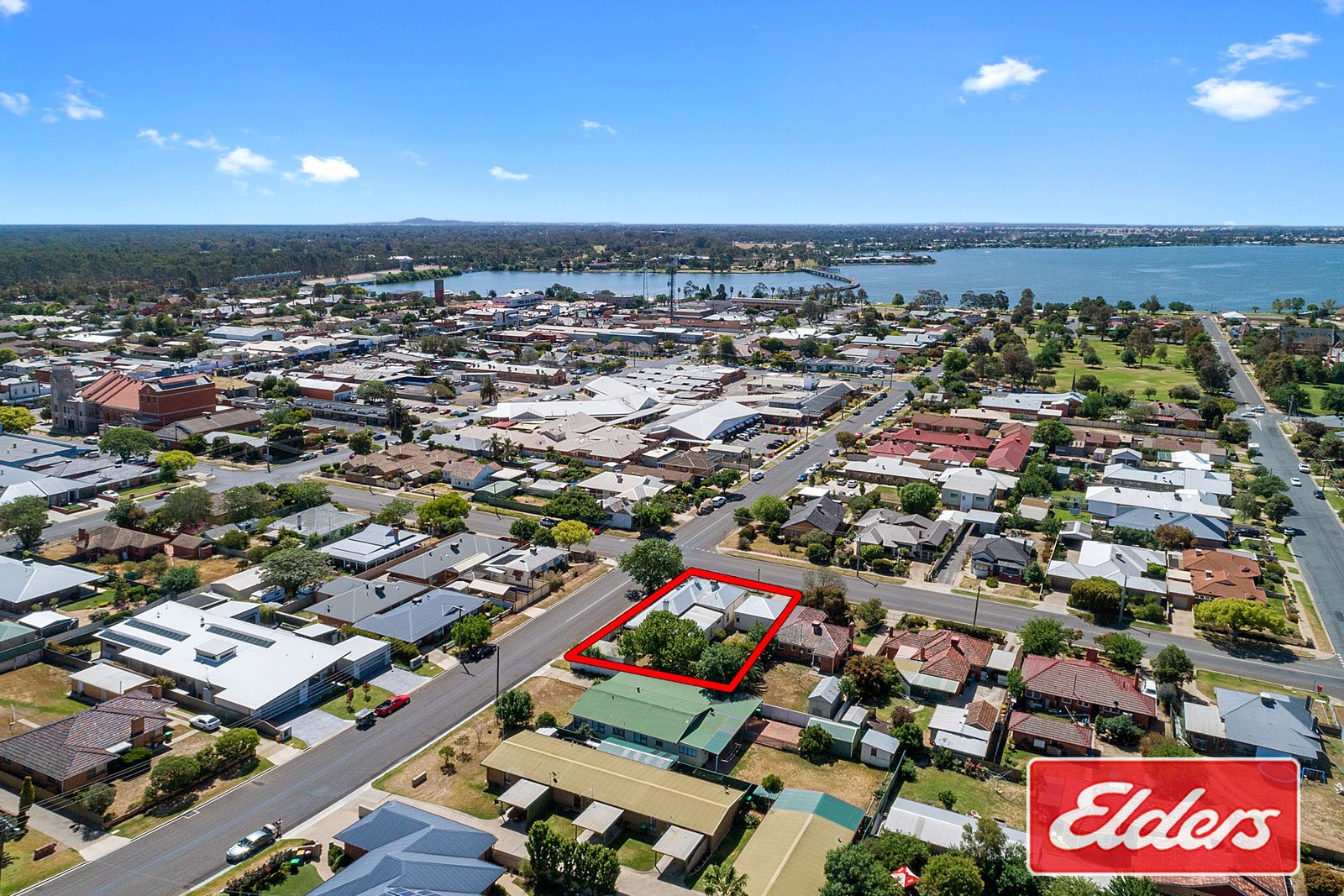 35 Orr Street, Yarrawonga VIC 3730, Image 2