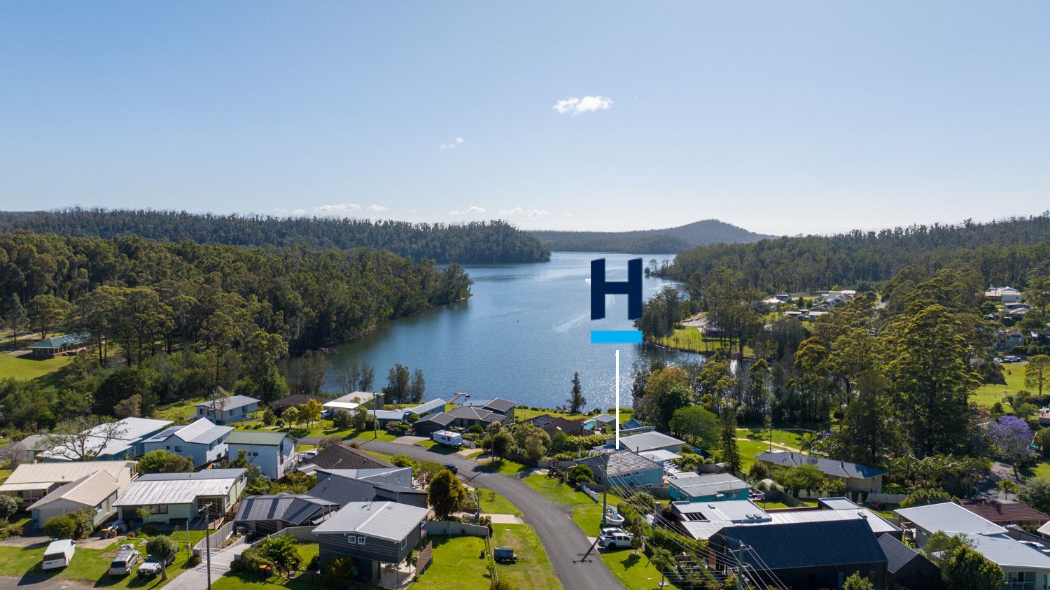 5 bedrooms House in 44 Kurrajong Crescent CONJOLA PARK NSW, 2539