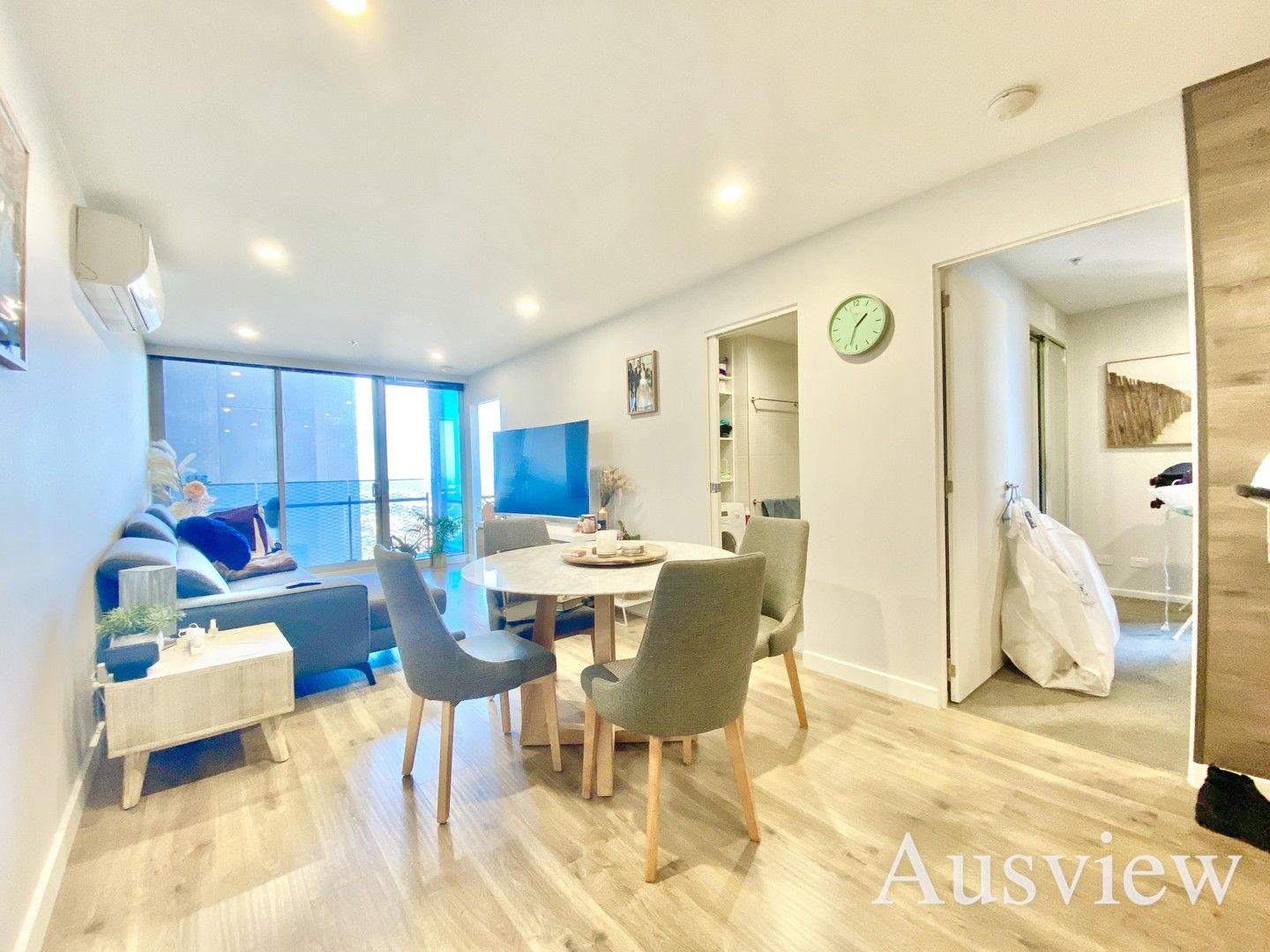 2 bedrooms Apartment / Unit / Flat in 3706/241 City Road SOUTHBANK VIC, 3006