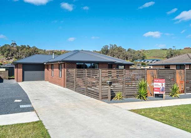 109 Penguin Road, West Ulverstone TAS 7315