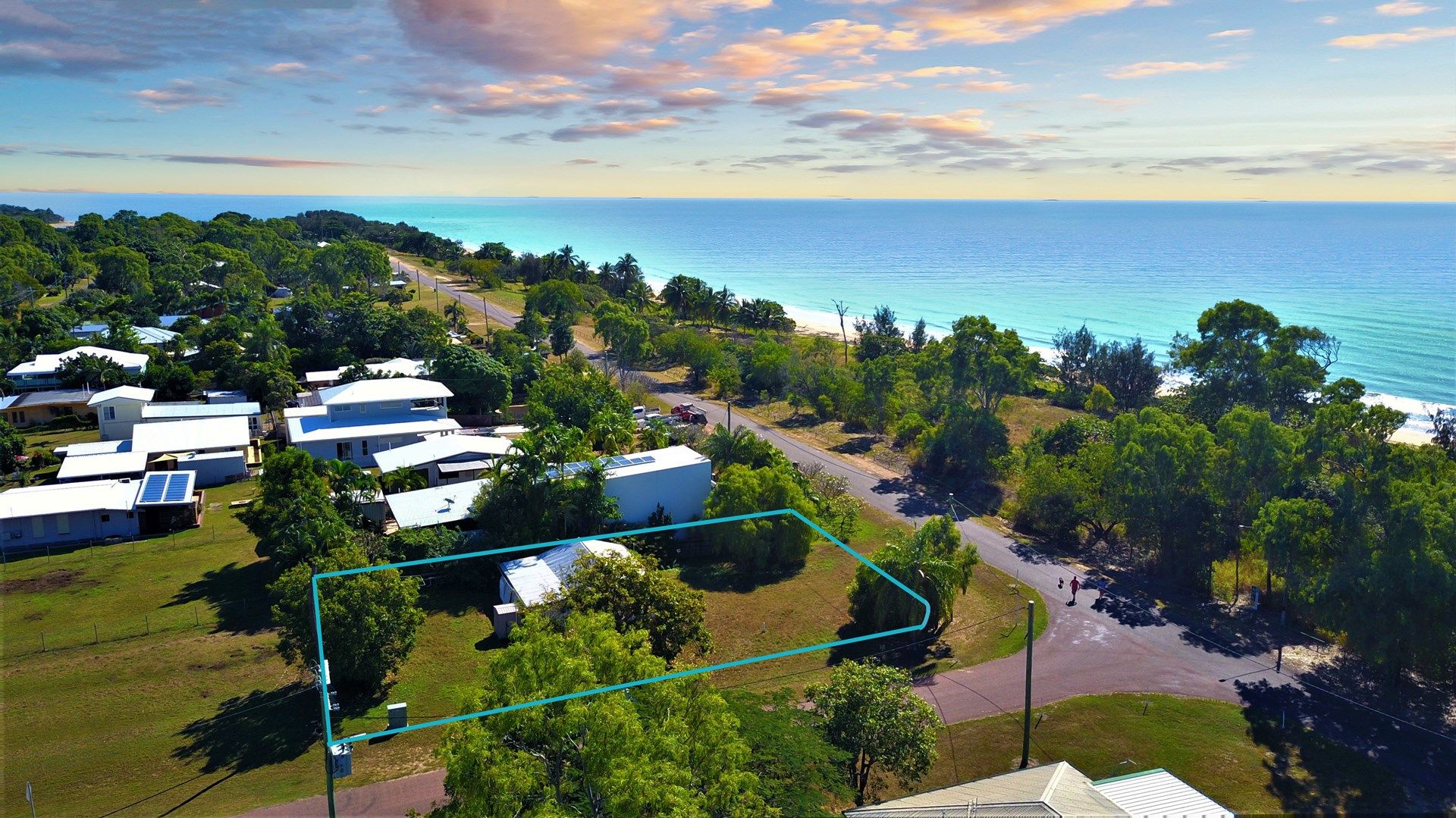 23 Esplanade, Balgal Beach QLD 4816, Image 0