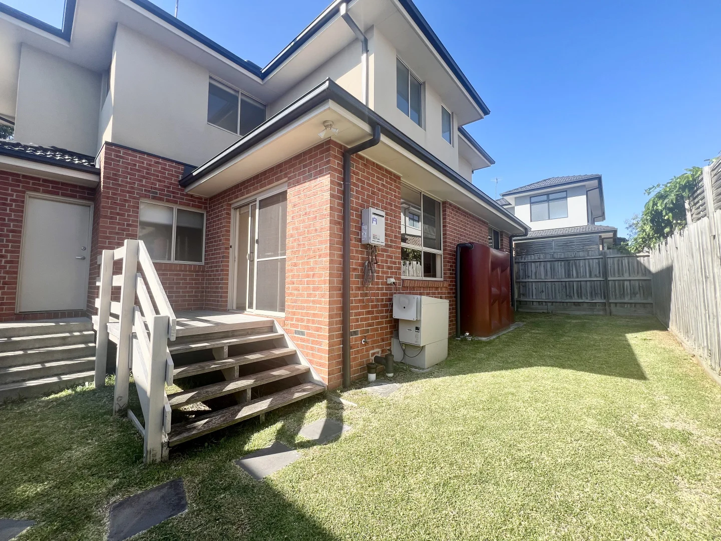 Additional image 10 of 2/39 Hillview Avenue, Mount Waverley VIC 3149