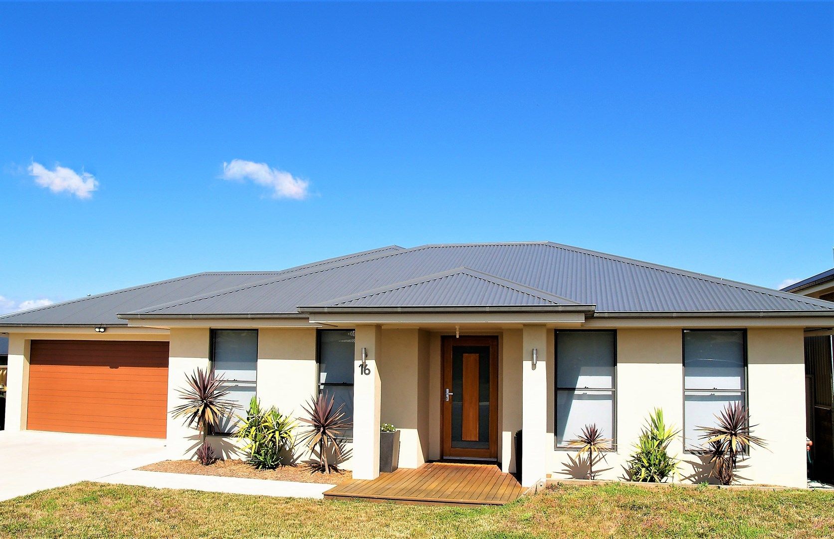 16 Amber Close, Kelso NSW 2795, Image 0