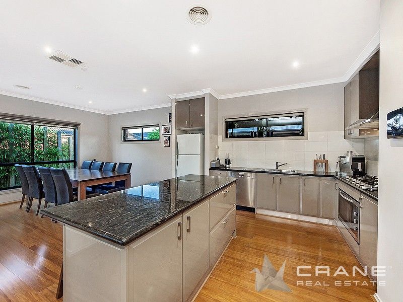 3 Etheridge Rise, Caroline Springs VIC 3023, Image 2