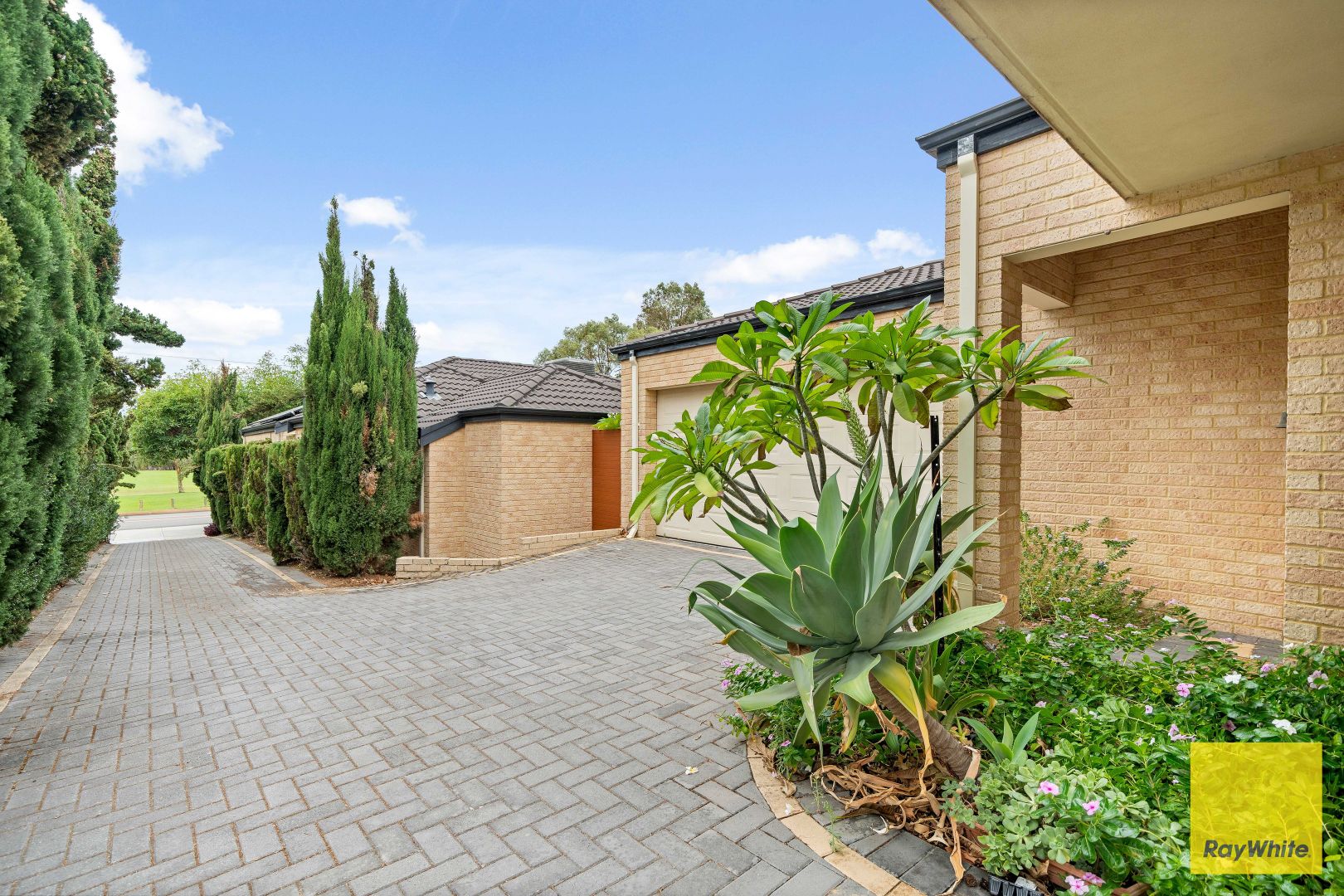 61B Huntriss Road, Karrinyup WA 6018, Image 1