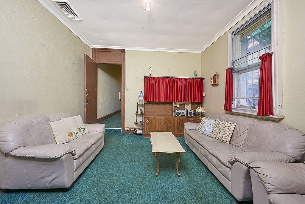 7 Henry Street, St Peters NSW 2044, Image 1
