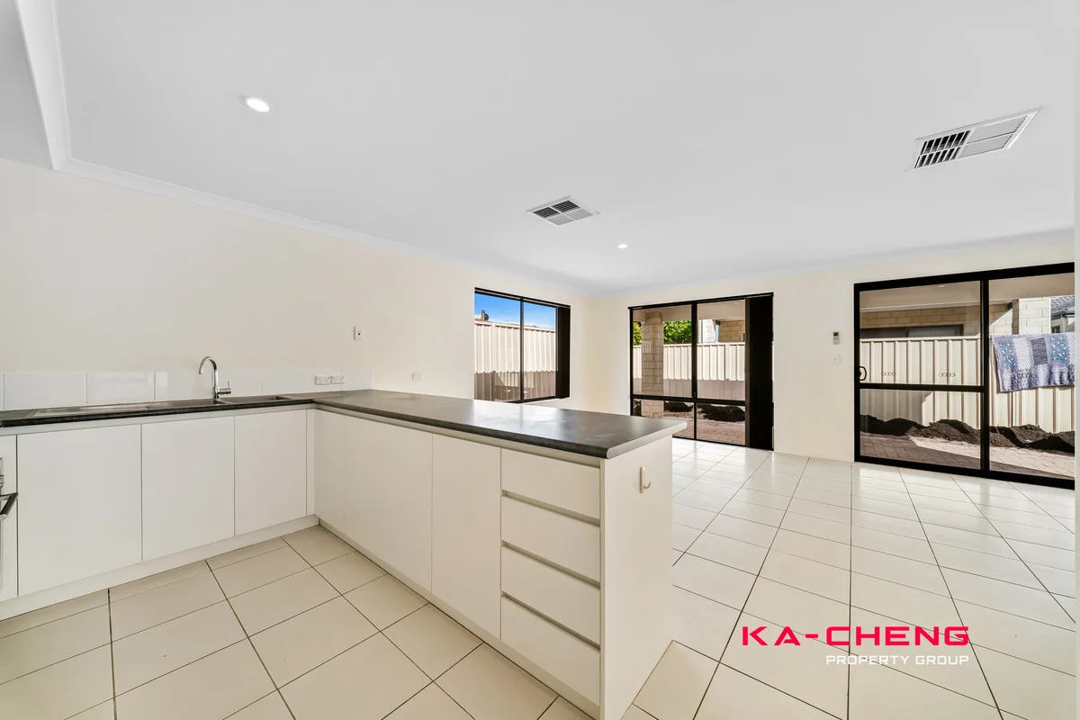 Additional image 7 of 114 Bennett Springs Drive, Bennett Springs WA 6063