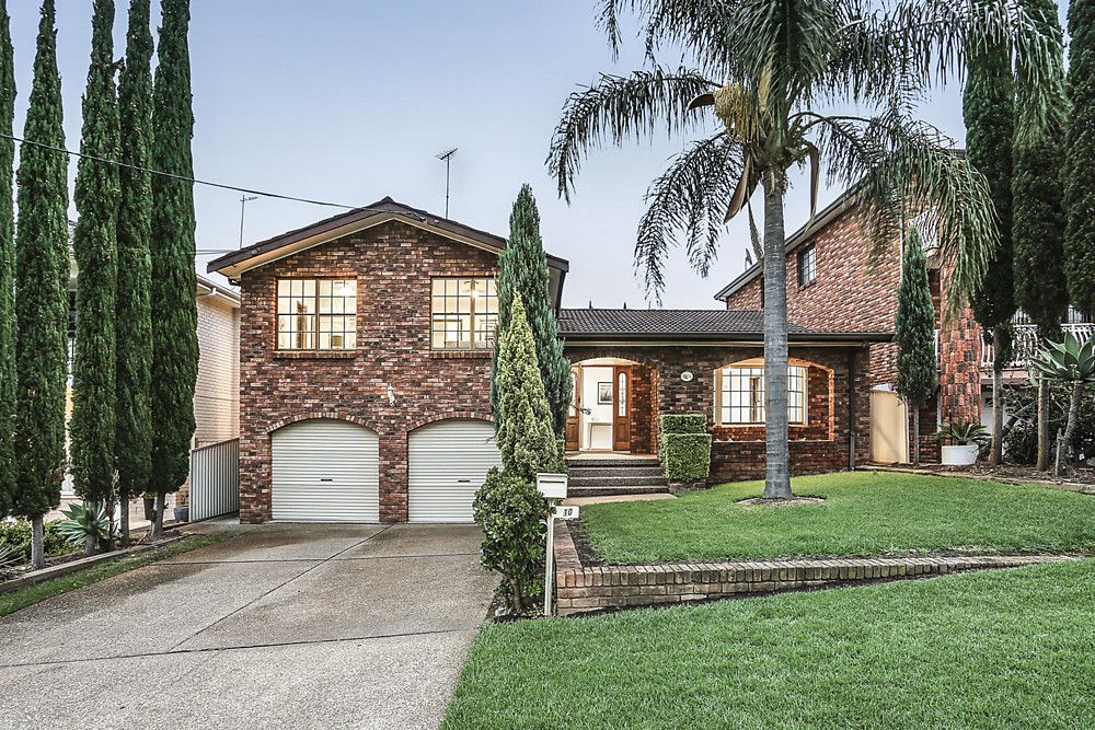 10 Balmoral Crescent Georges Hall Nsw 2198 Domain