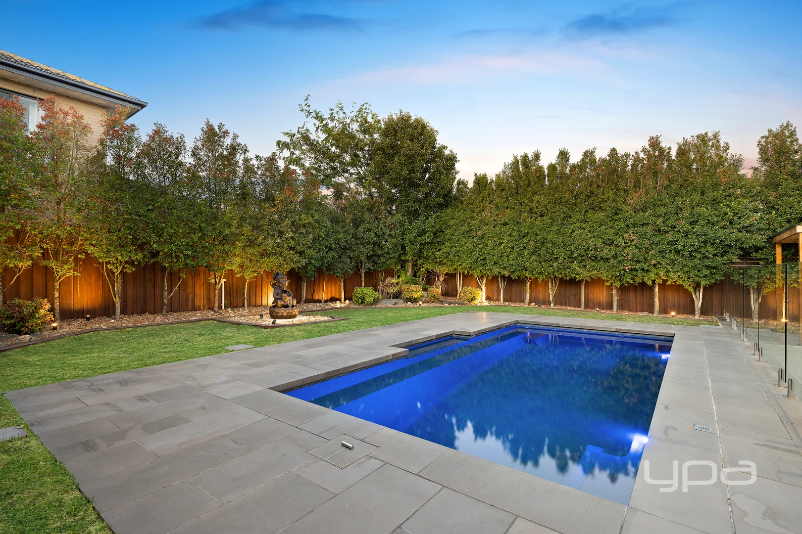 Additional image 31 of 28 North Shore Drive, Sanctuary Lakes VIC 3030