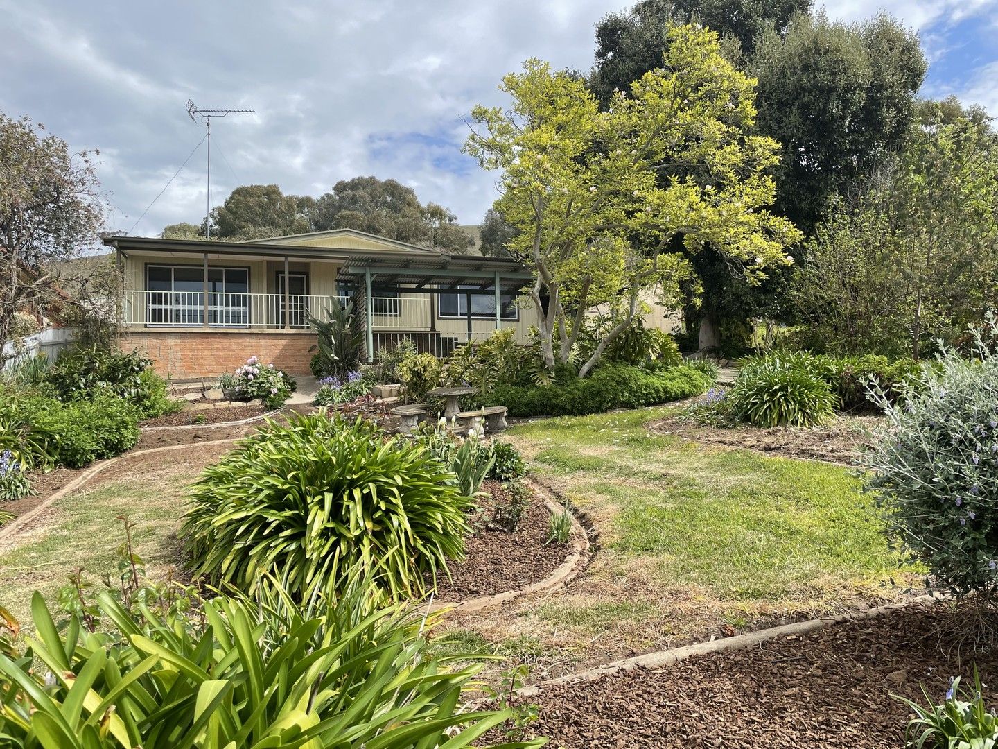 3 bedrooms House in 8 Francis Avenue GUNDAGAI NSW, 2722