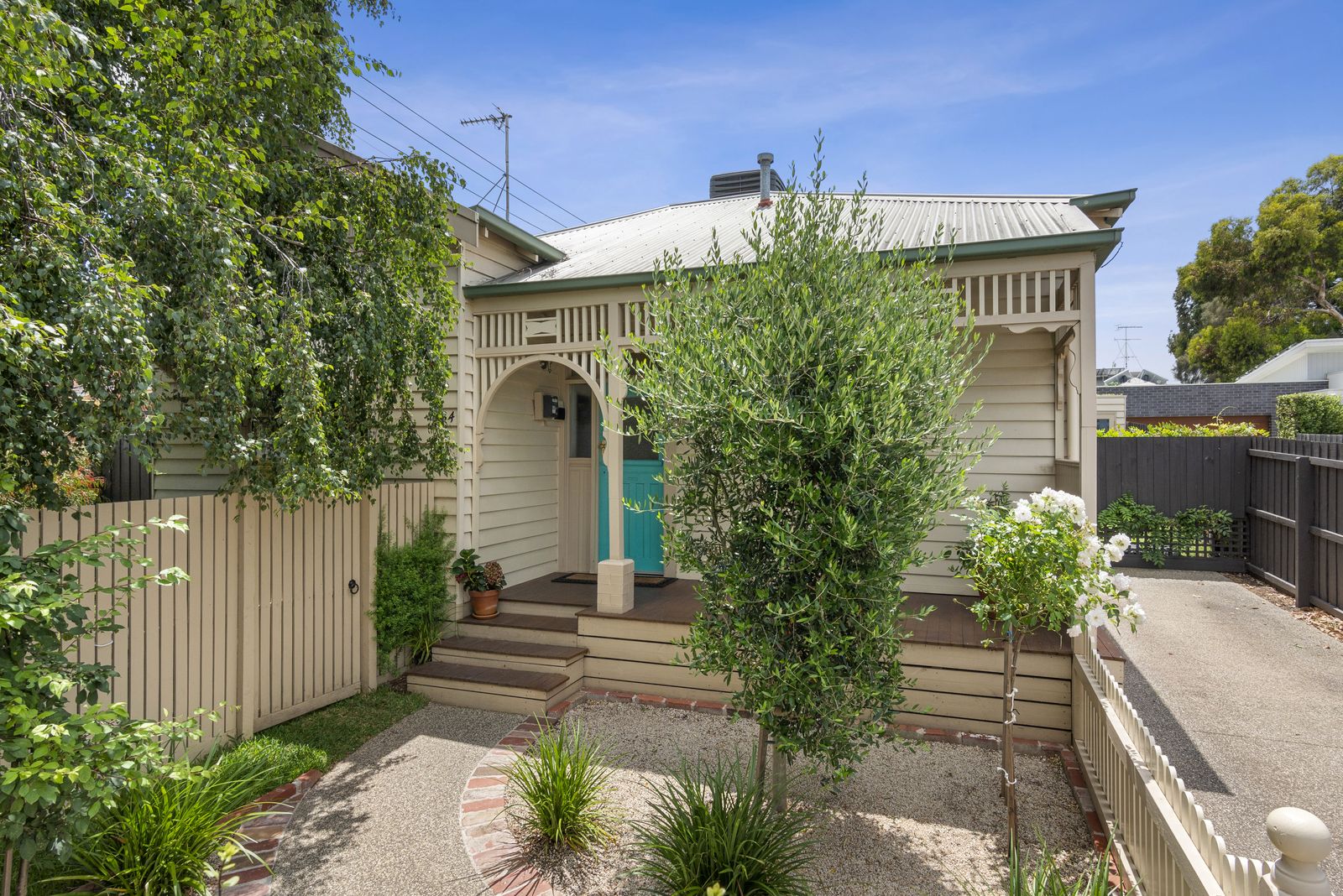 3 bedrooms House in 134 West Fyans Street NEWTOWN VIC, 3220