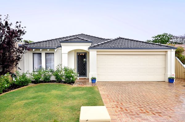 17 Cornish Crescent, Manning WA 6152, Image 0