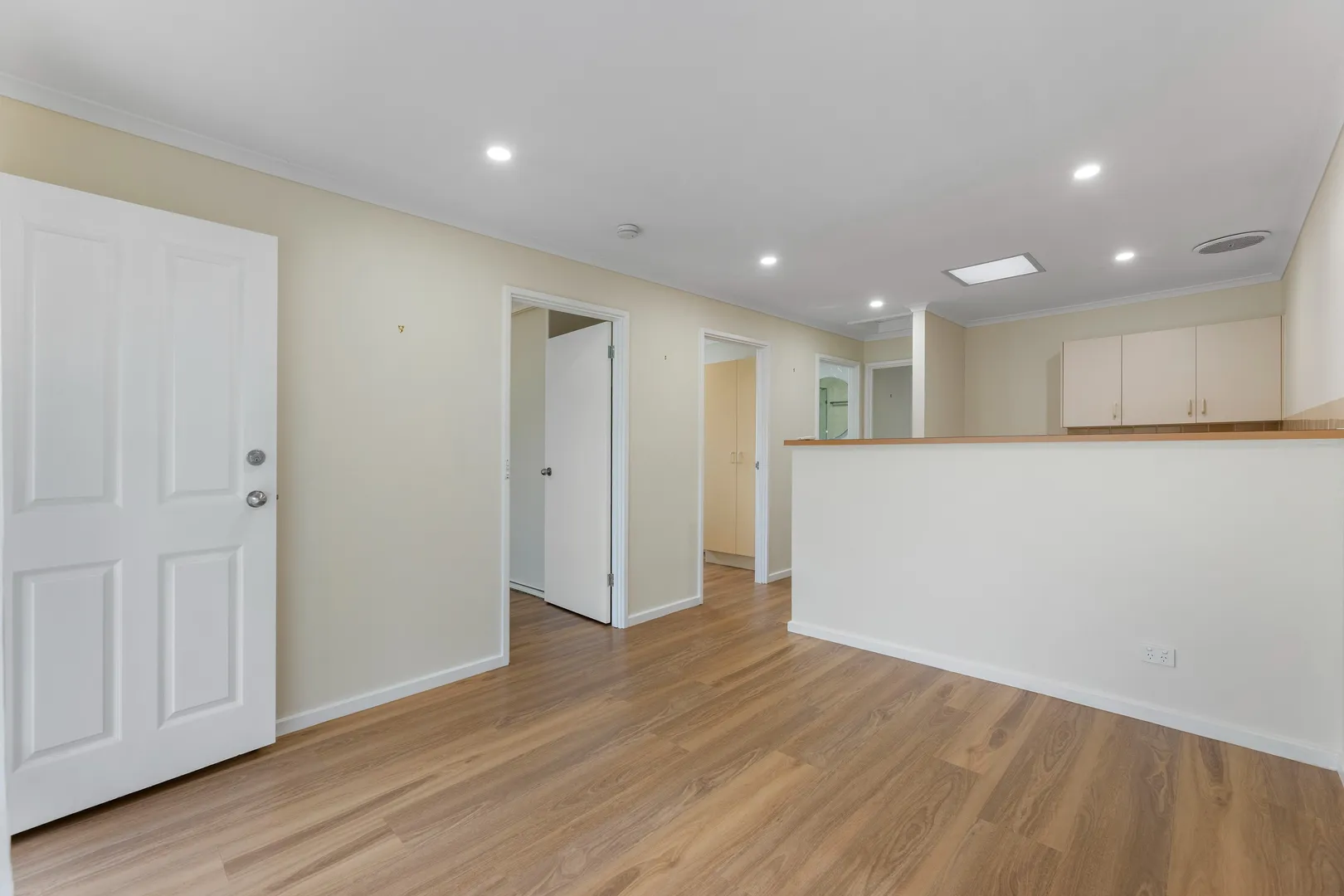 Modern Comfort in Peaceful Golden Grove Cul-de-Sac - More
