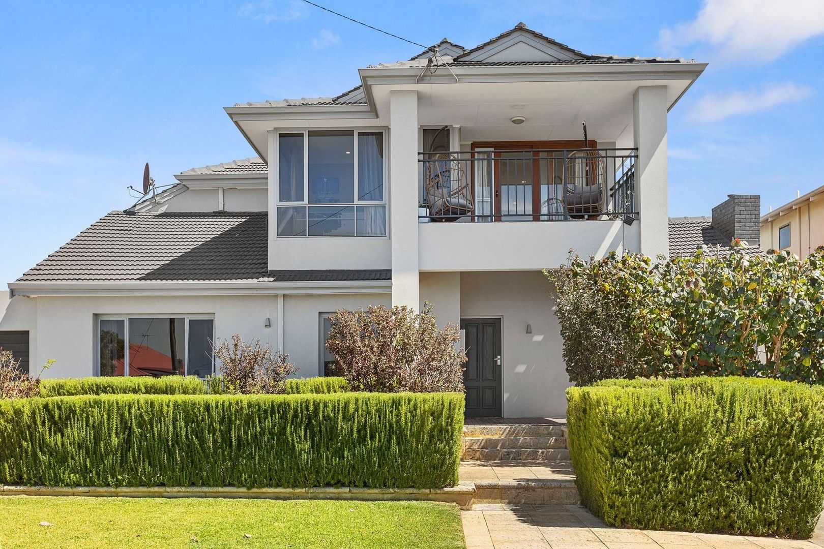 3 bedrooms House in 38 Saunders Street NORTH BEACH WA, 6020