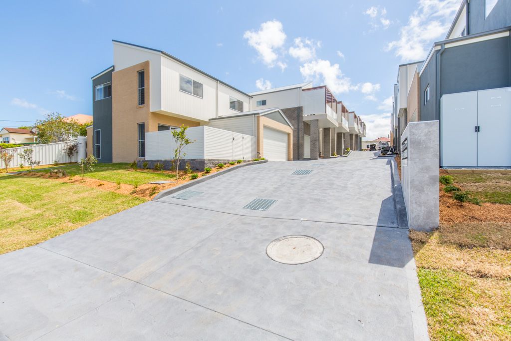 3 bedrooms Townhouse in 13/97 Wallsend Street KAHIBAH NSW, 2290