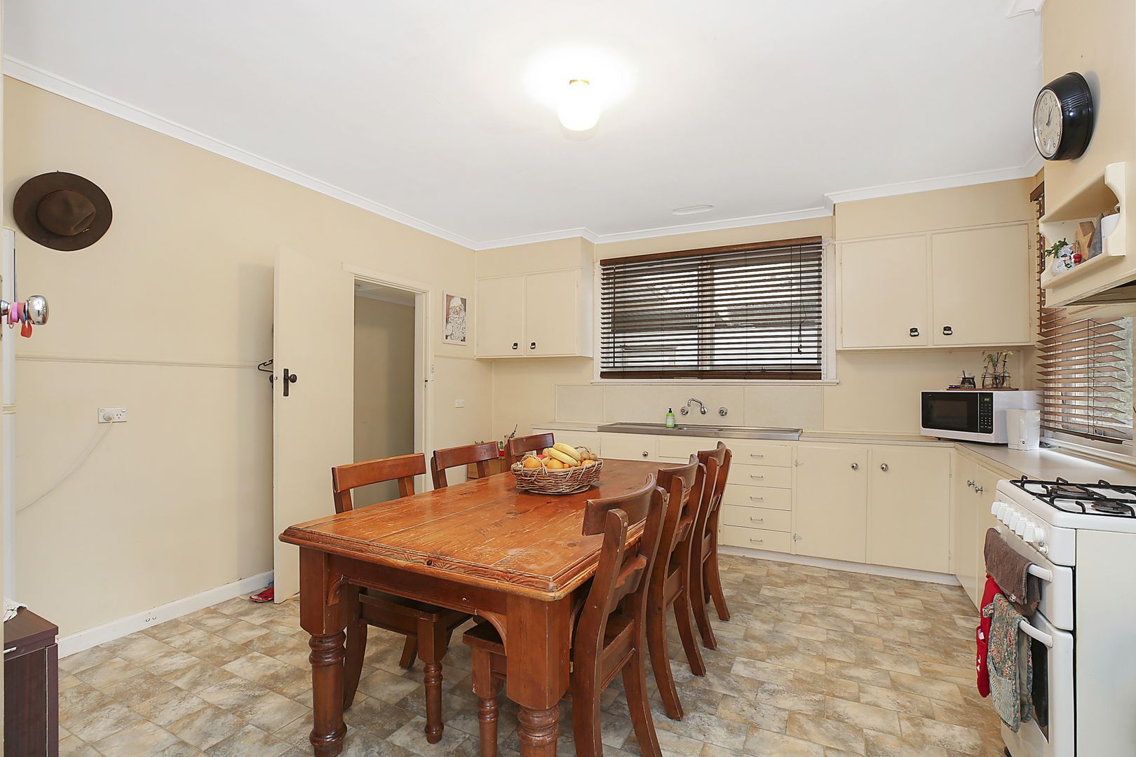 27 Manifold Street, Camperdown VIC 3260, Image 1