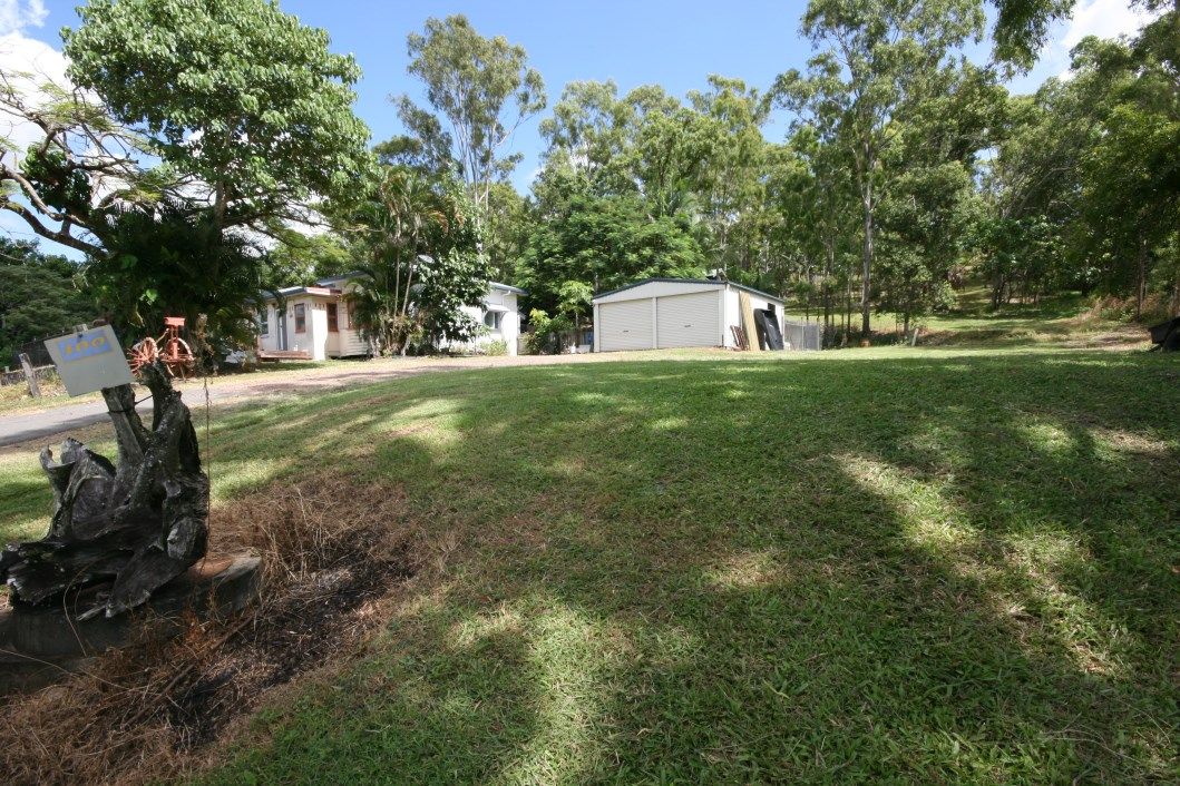 100 Range Road, Sarina QLD 4737