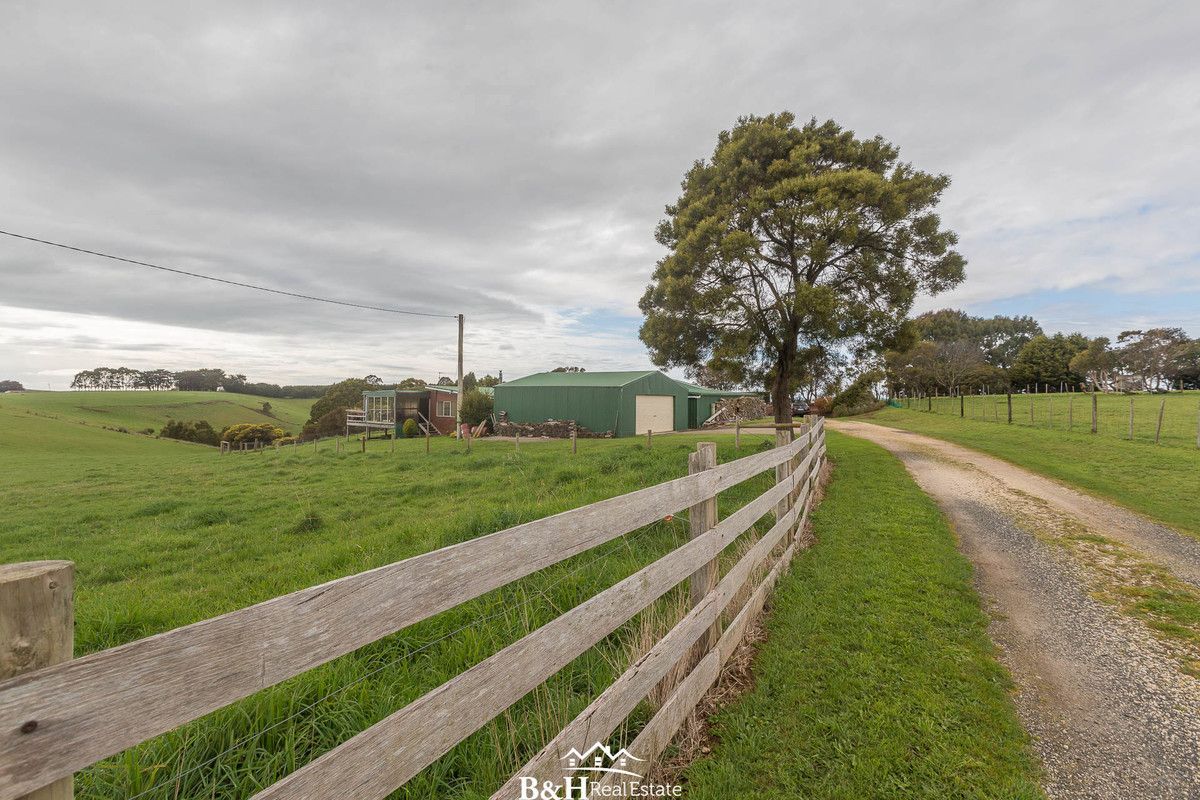 647 Preolenna Road, Moorleah TAS 7325, Image 2