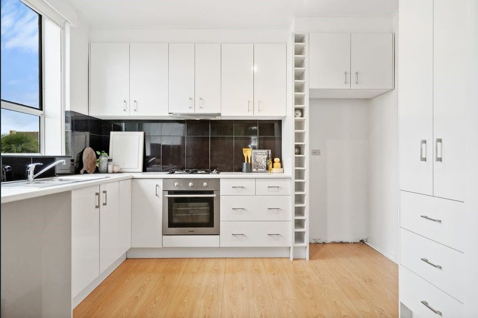 1 bedrooms Apartment / Unit / Flat in 6/1 Power Avenue HAWTHORN VIC, 3122