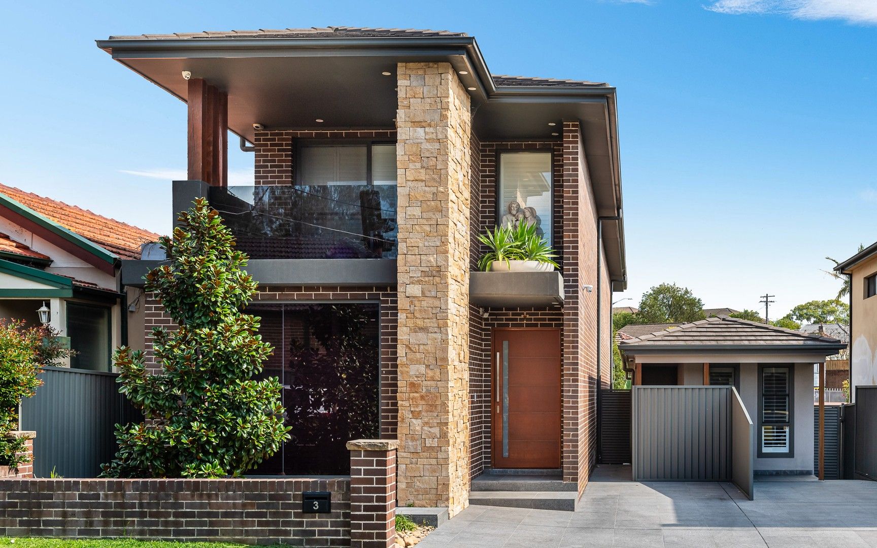 7 bedrooms House in 3 Woolcott Street EARLWOOD NSW, 2206