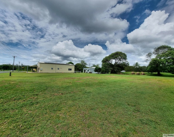 3 Taylor Street, Tully Heads QLD 4854