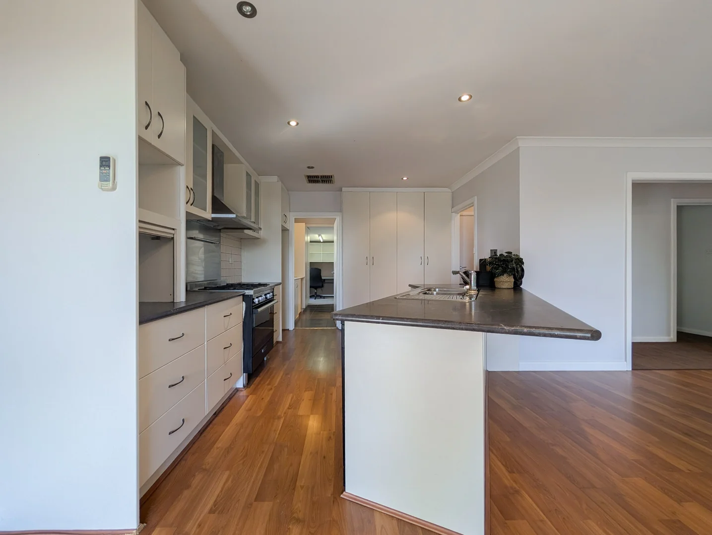 Additional image 12 of 208 School Road, Beverford VIC 3590