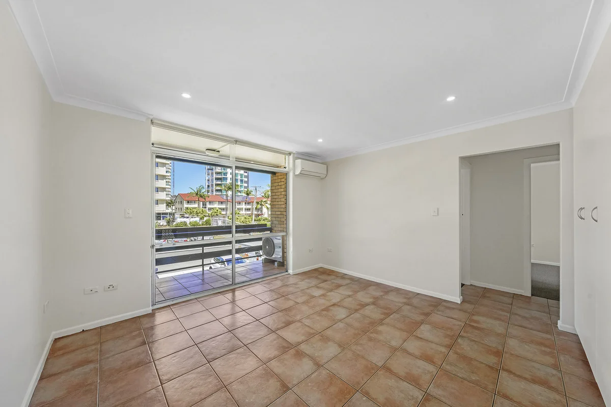 9/126 The Esplanade, Burleigh Heads QLD 4220