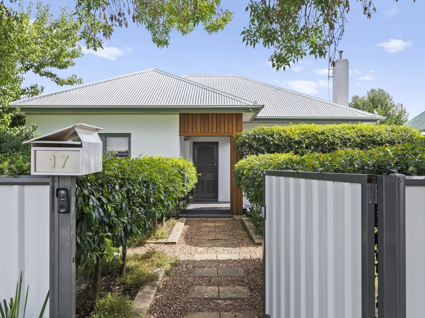 17 Clarendon Street, Benalla VIC 3672