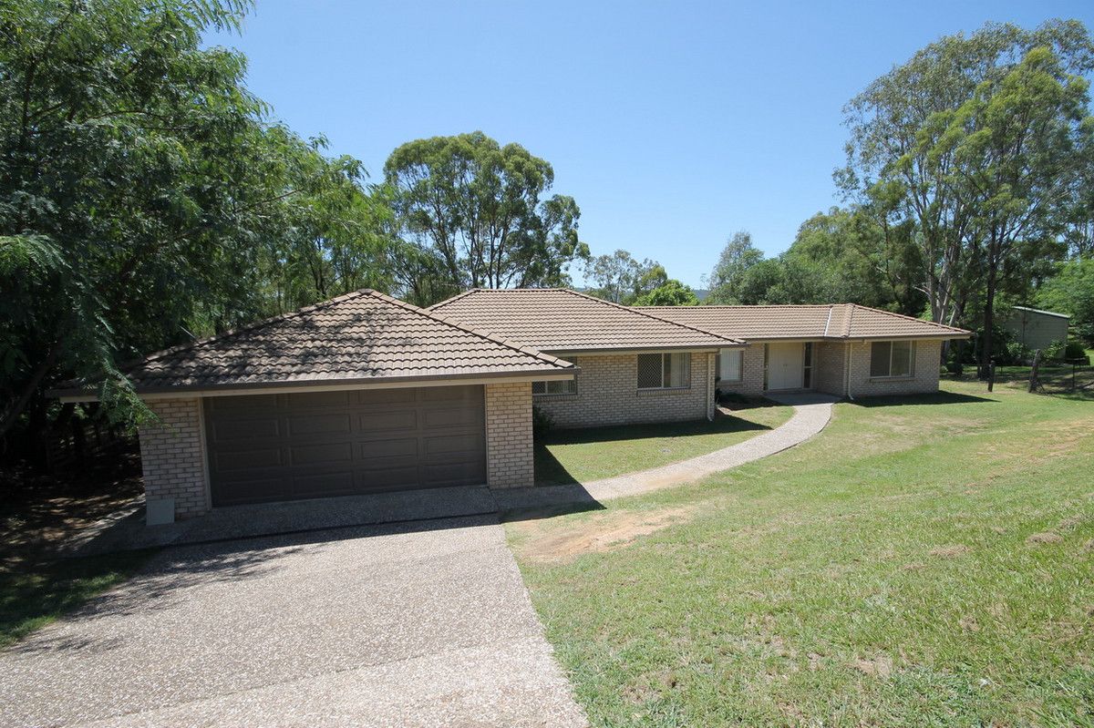 6872 Scarvell Place, Kooralbyn Property History & Address Research