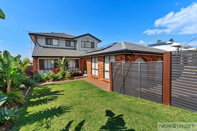 Picture of 43 Macquarie Grove, CAVES BEACH NSW 2281
