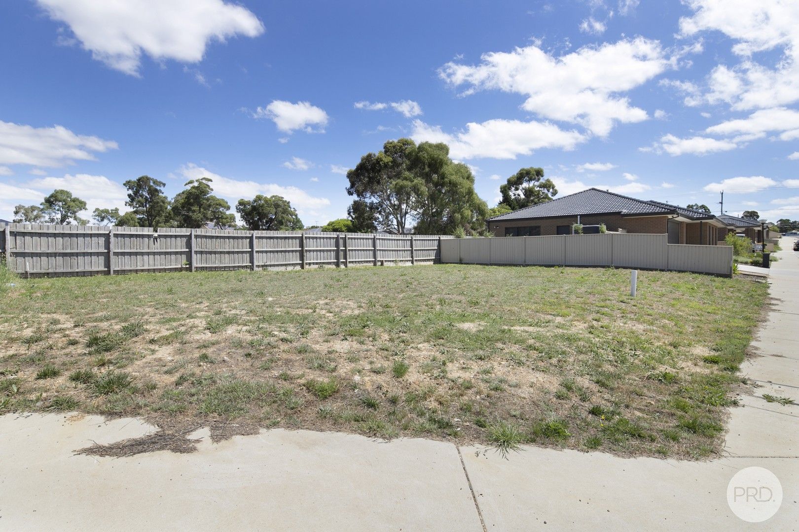 6 Jabiru Close, Mount Clear VIC 3350, Image 0